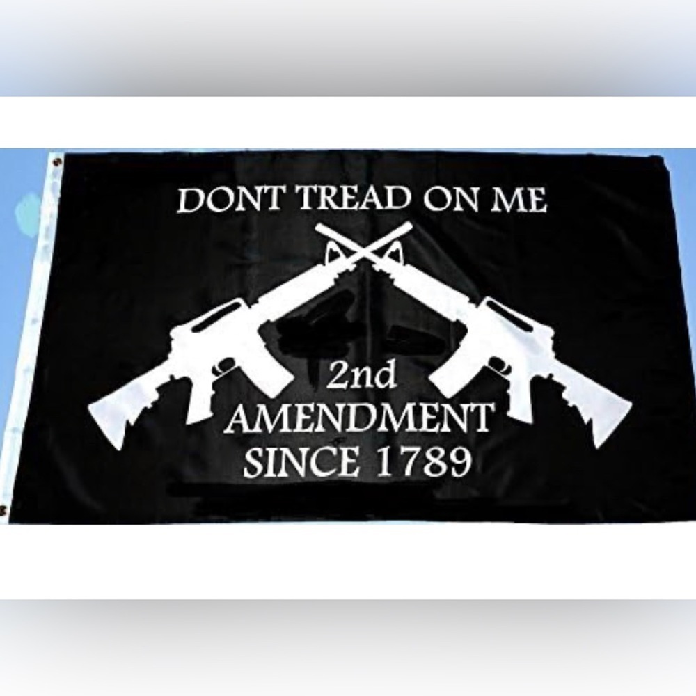 NEW 2nd Amendment Don't Tread on Me M16 Crossed Rifles FLAG, 3'x5' Black​​